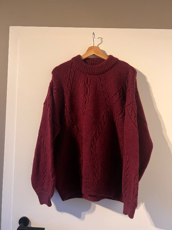 Anine Bing ullarpeysa burgundy