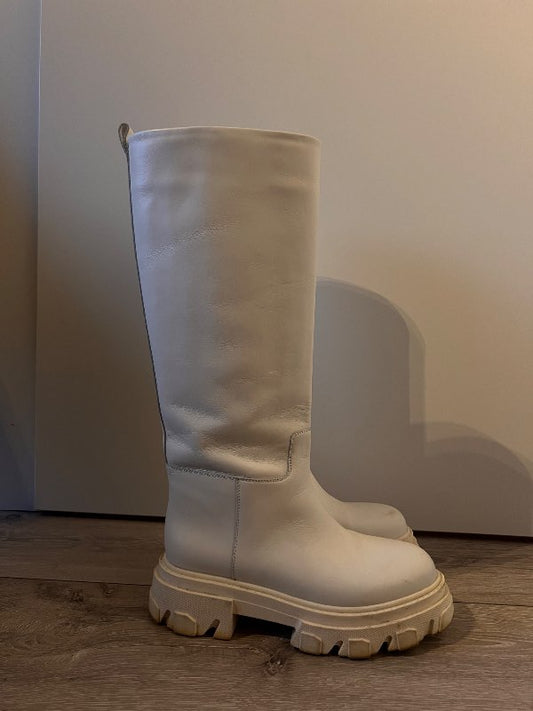 Gia Borghini lambaleður boots ljósir
