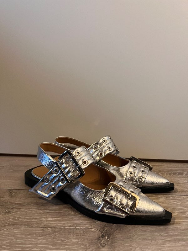 Ganni buckle skór silfur