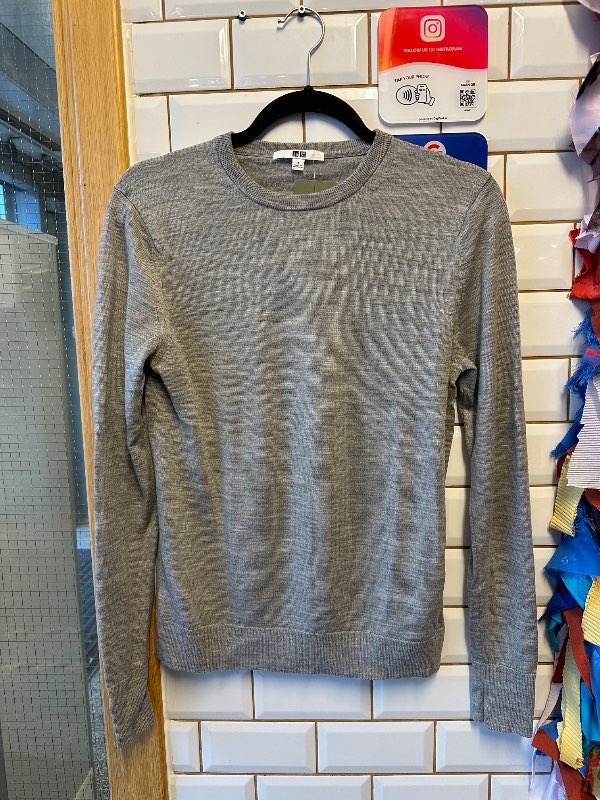 Uniqlo peysa merino