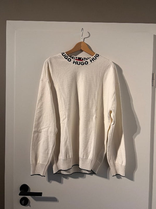 Hugo knitted peysa hvít