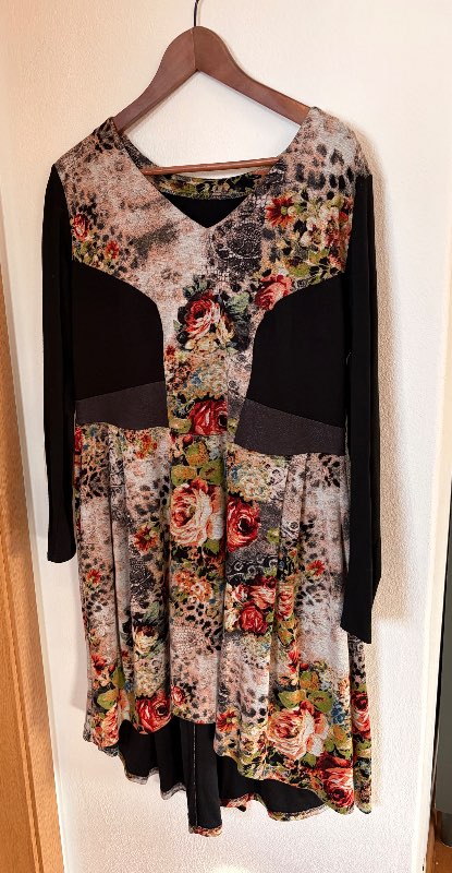 H- JónaMaría kjóll, svartur/ brúnn blóma