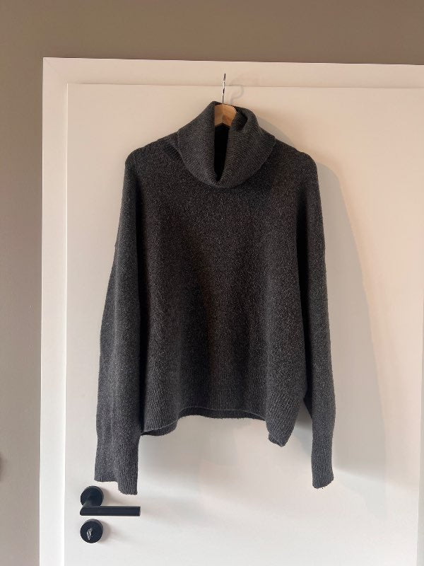 Zara home rúllukragapeysa grá