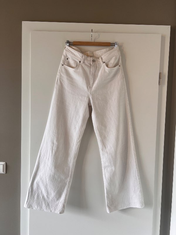 H&M gallabuxur hvítar