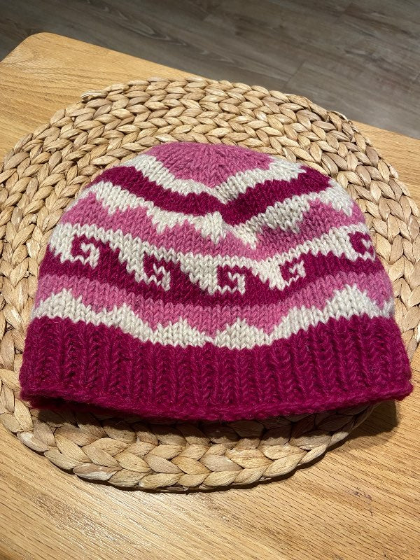 hat pink white pattern