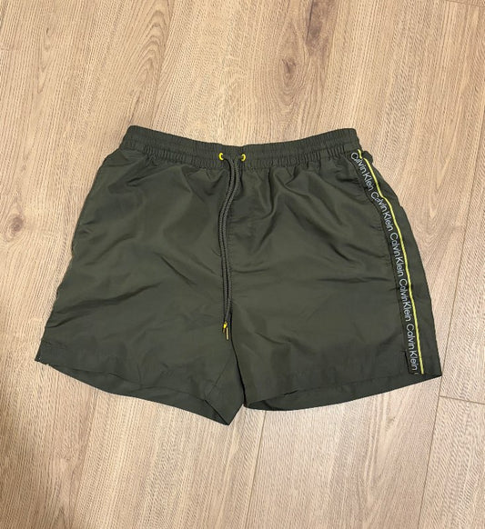 Adidas sundbuxur/stuttbuxur