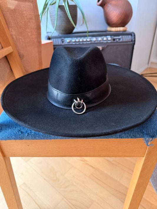 Svartur Killstar hattur