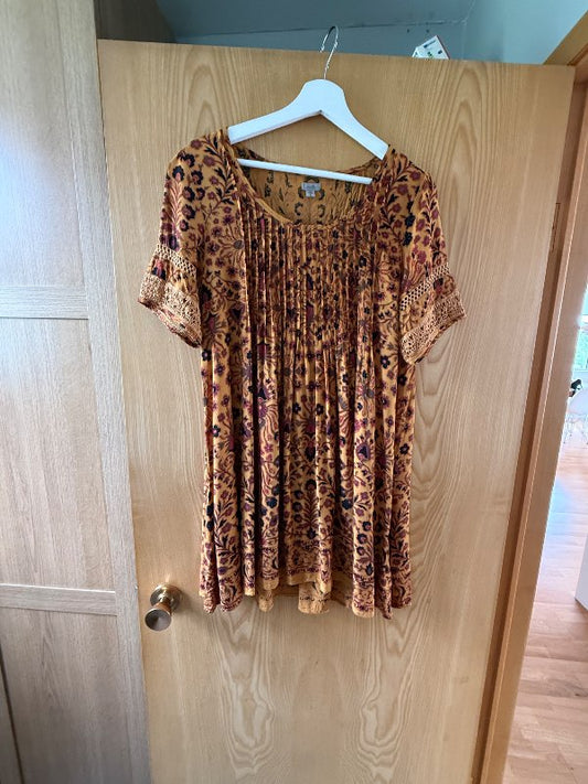 Kjoll urban outfitters