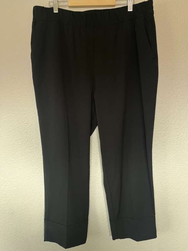 Svartar buxur straight plus size