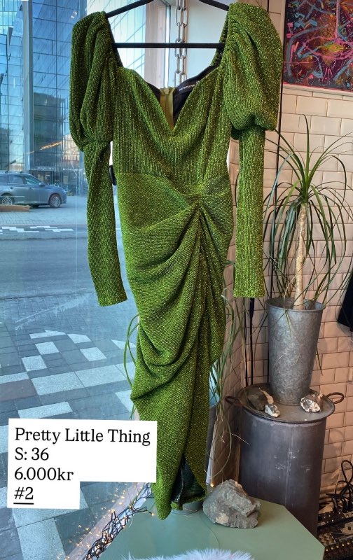 Grænn glimmer kjóll