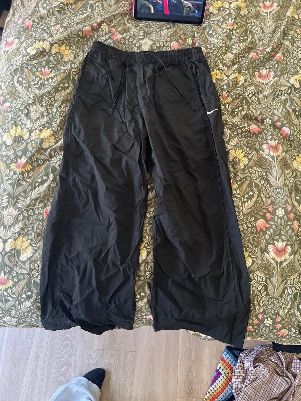 Tech pants Nike size M