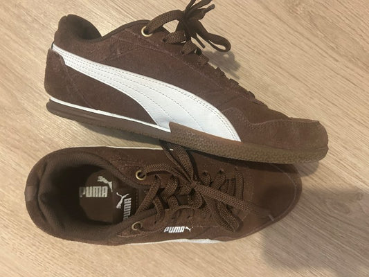 Puma strigaskór brúnir