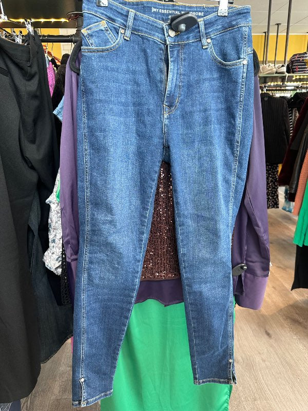 My essential wardrope gallabuxur