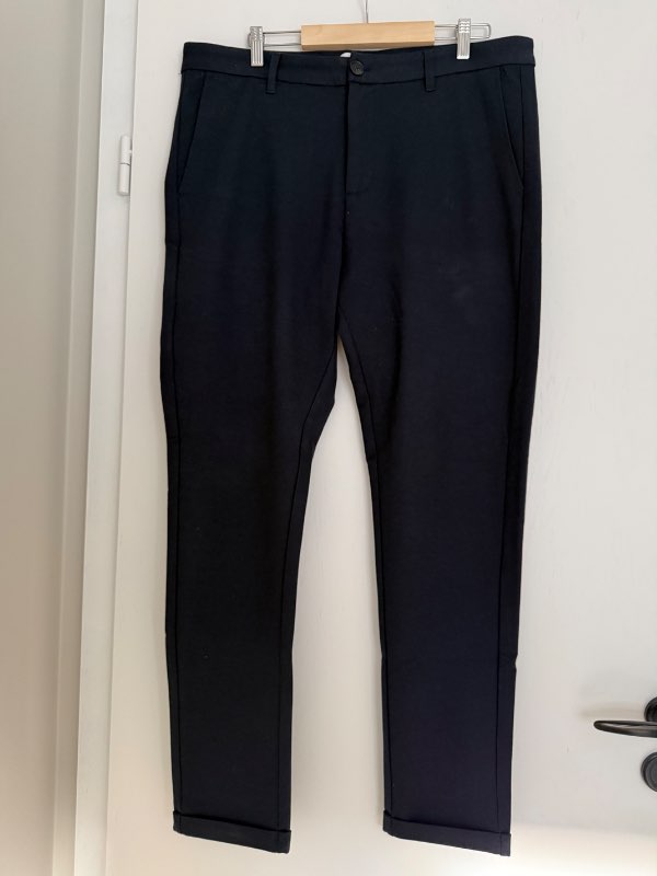 Lindberg dökkbláar buxur