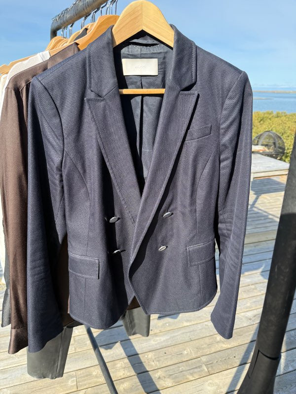 Boss blazer