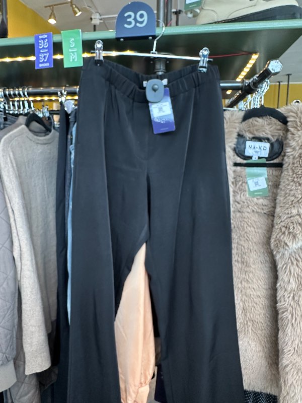 Samsoe og Samsoe buxur svartar