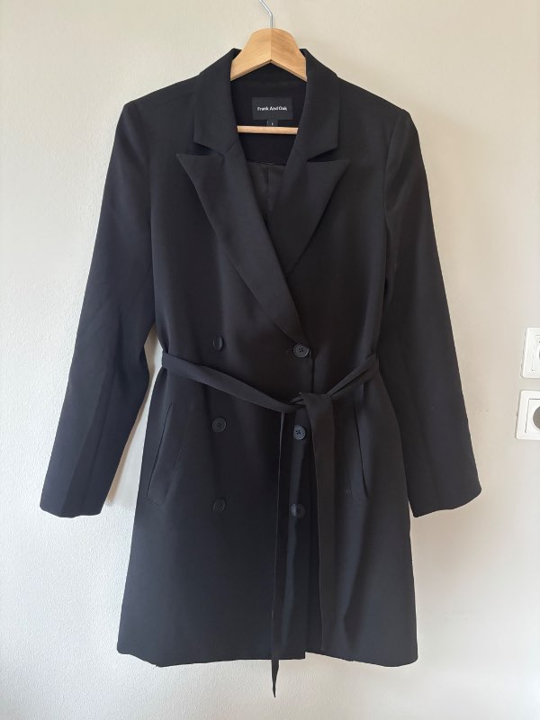 Frank And Oak svartur tuxedo kjóll / jakki