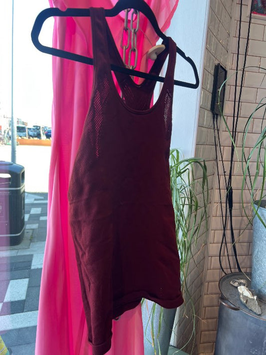 Lululemon red tank