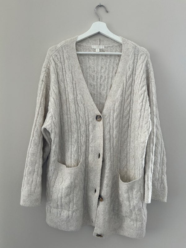 Hvítur cardigan