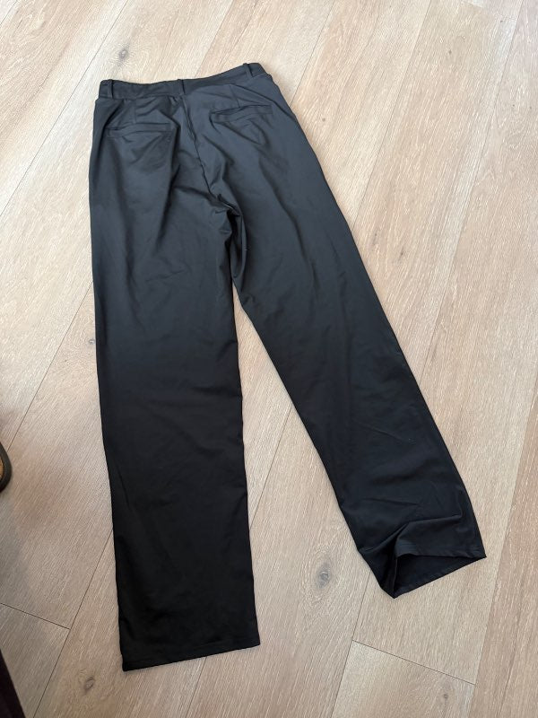 BARA sportswear svartar buxur teygjanlegar