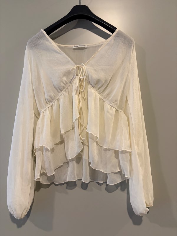 Pull&Bear hvít mesh skyrta m reimum