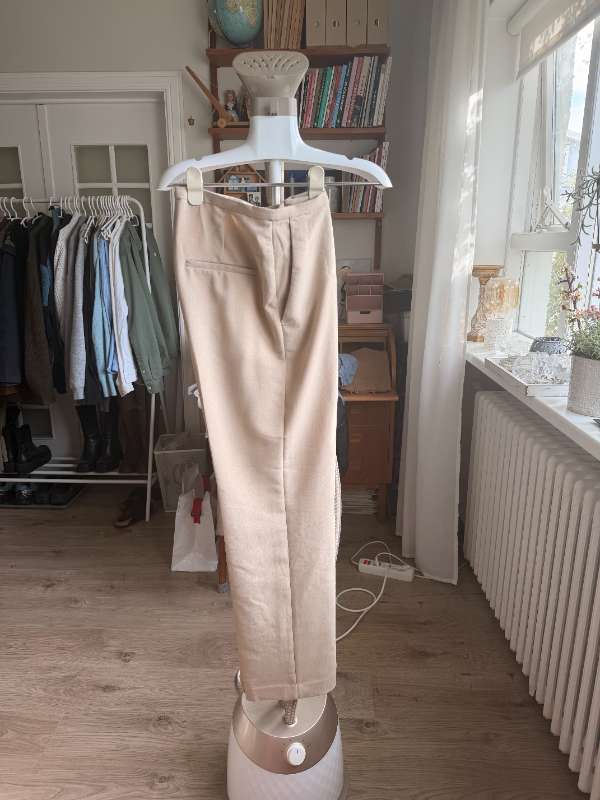 Ljósar H&M buxur