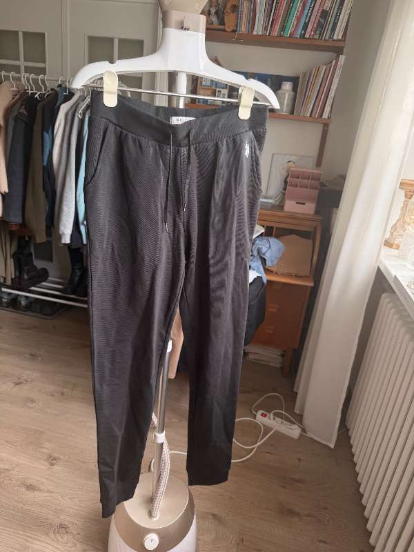 svartar Polo Assn. buxur