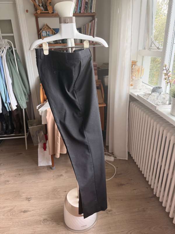 Svartar Dressman buxur