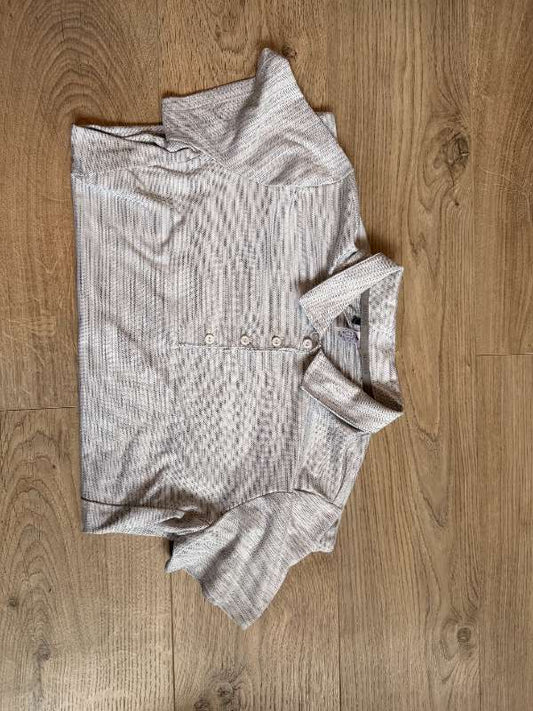 Grár Adidas pólóbolur