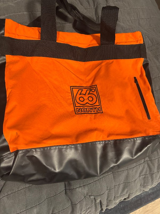 66 Taska Orange