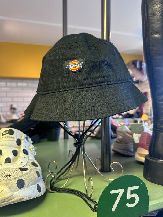 Dickis hattur