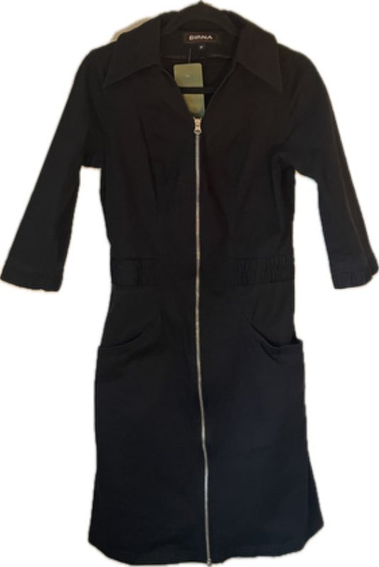 BIRNA kjóll svartur m/rennilás