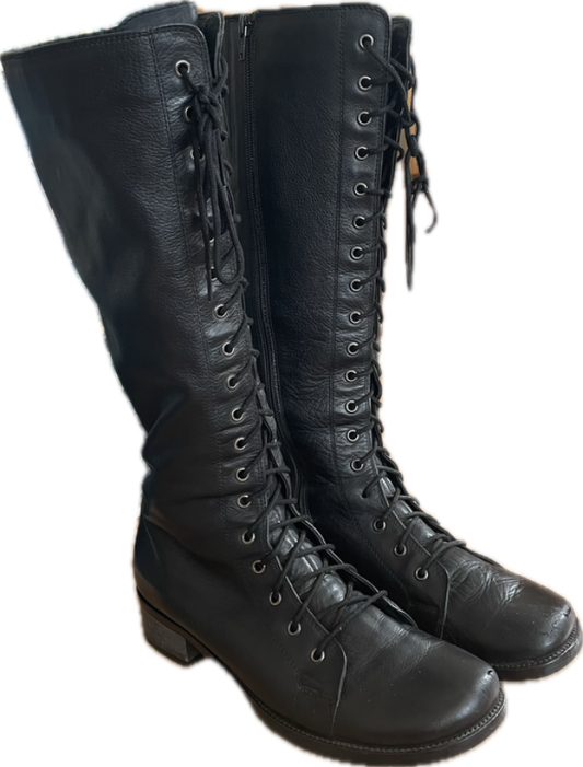 Mary B uppreimuð leðurstígvél