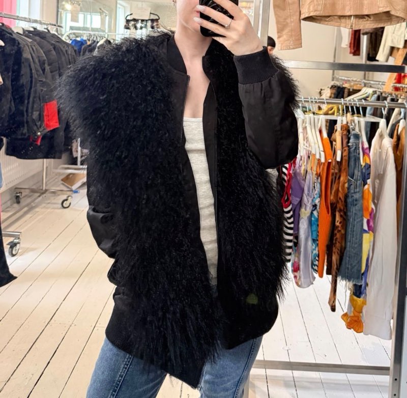 Ekta mongolian fur bomber