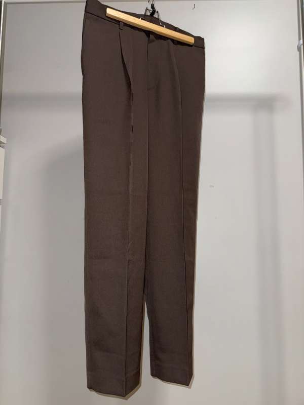 ASOS Design - Plíseraðar Buxur – Brúnar