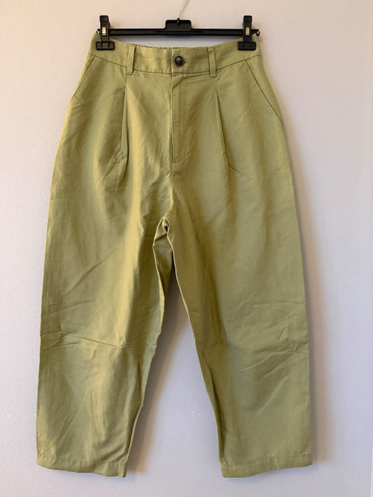 Uniqlo grænar buxur