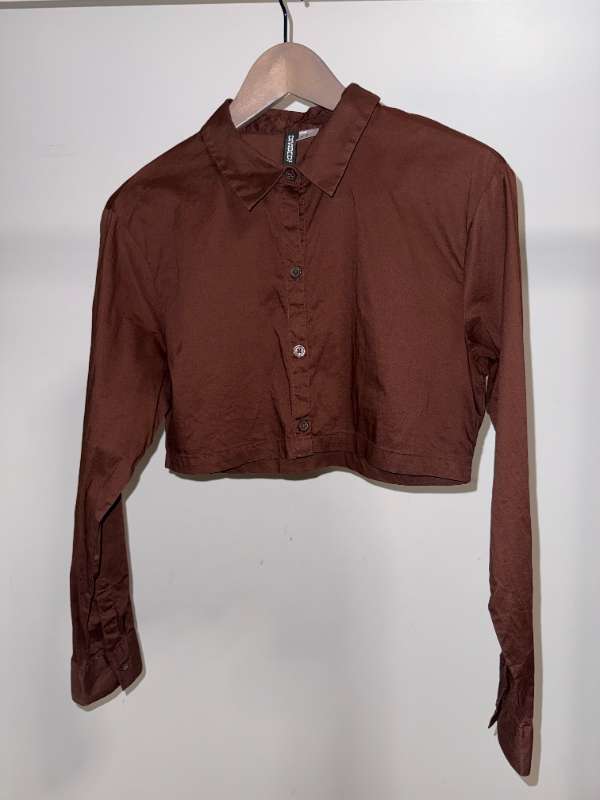 H&M Crop Skyrta – Brún