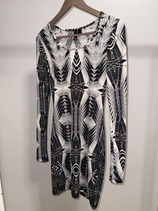 H&M Divided Bodycon Kjóll