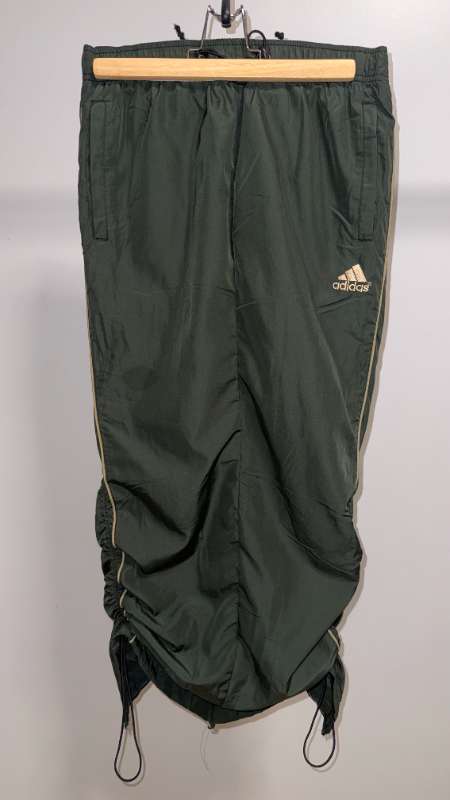Adidas - Upcycled Maxi Pils