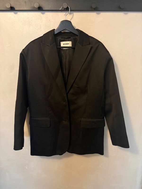 Svartur blazer