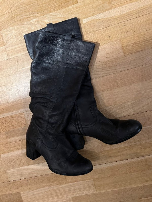 Svört há leður boots