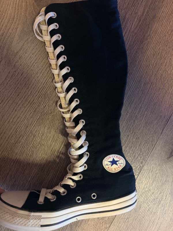 Converse knee high