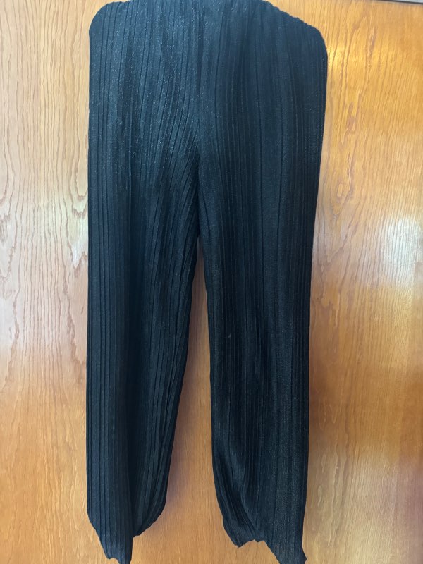 Glimmer buxur Gina Tricot