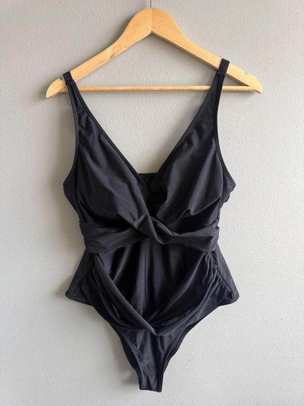 Svartur sundbolur
