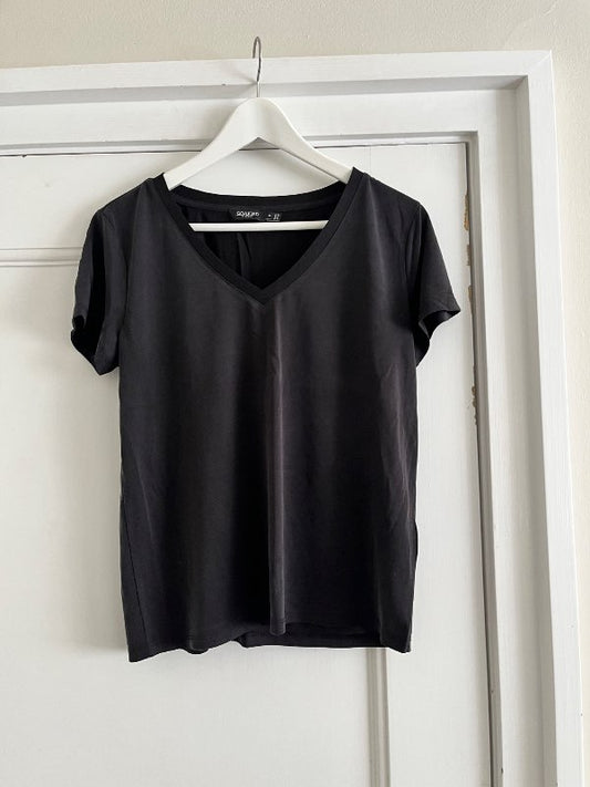 Bolur stutterma/svartur  (Soaked in Luxury)