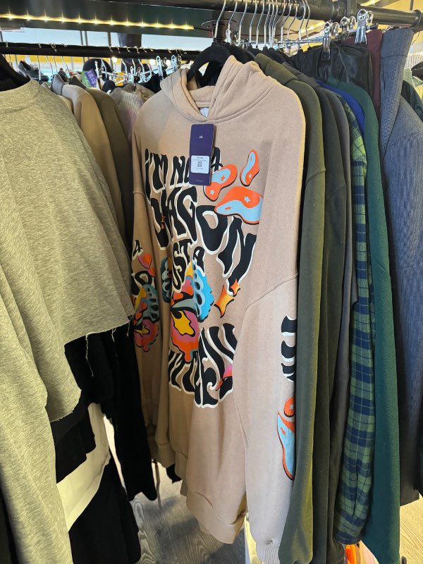 brún bershka hettupeysa
