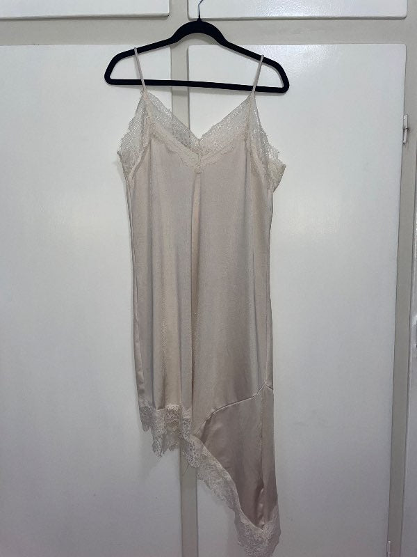 H&M hvítur blúndukjóll