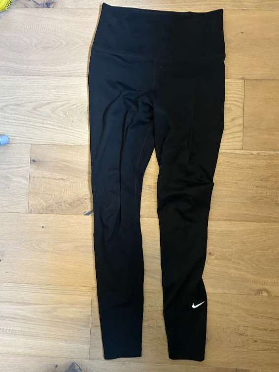 Nike æfingabuxur