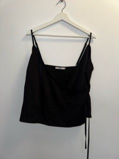Wrap toppur svartur