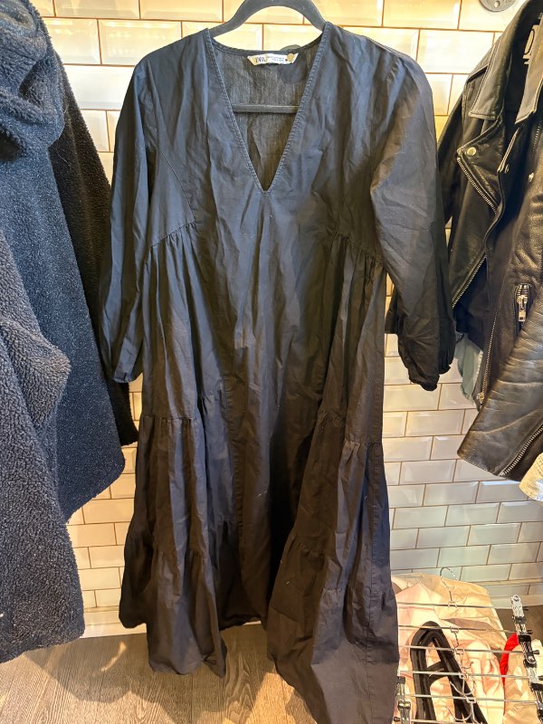 ZARA síður kjóll